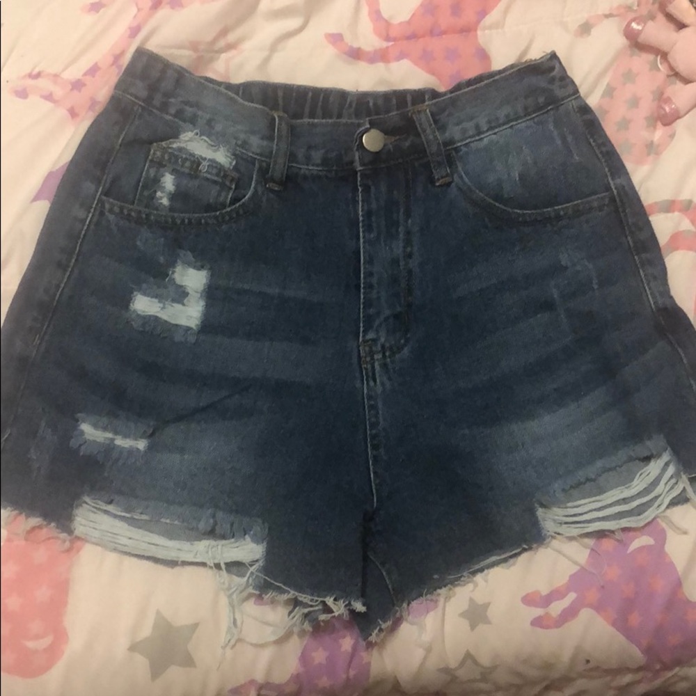 Size small distressed shorts